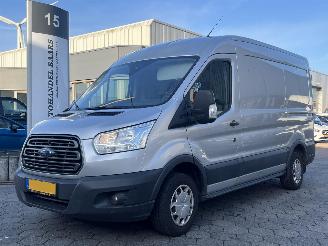 krockskadad bil bedrijf Ford Transit 310 2.0 TDCI L2H3 Trend 2019/2