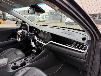 Kia Niro 1.6 GDi Hybrid ExecutiveLine picture 15
