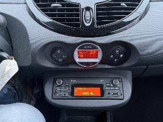 Renault Twingo 1.2 16V Dynamique picture 19