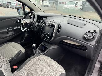 Renault Captur 0.9 TCe Dynamique picture 11