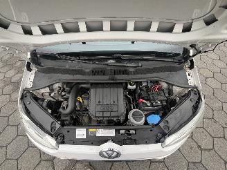 Volkswagen Up! 1.0 move up! BlueMotion picture 7