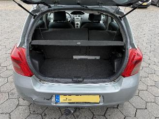 Toyota Yaris 1.3 VVTi Sol picture 13