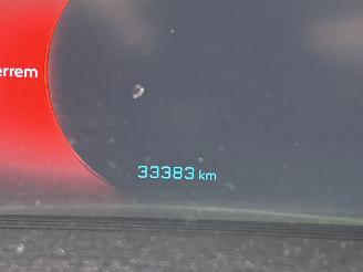 Peugeot e-2008 EV GT 50 kWh picture 16