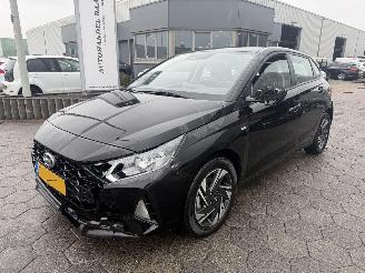 krockskadad bil auto Hyundai Bayon 1.0 T-GDI Comfort 2023/1