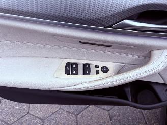 BMW 5-serie 530e iPerformance High Executive picture 17