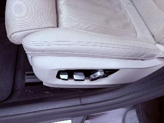 BMW 5-serie 530e iPerformance High Executive picture 16