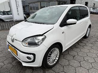 Volkswagen Up! 1.0 high up! BlueMotion 2013/8