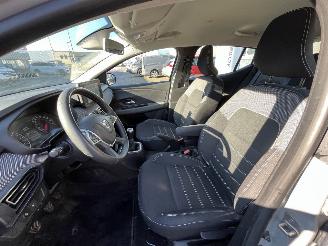 Dacia Sandero 1.0 TCe 90 Comfort picture 13