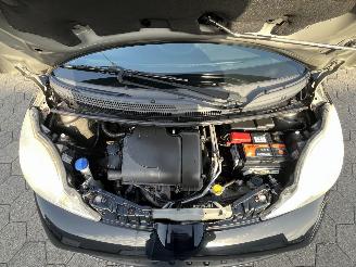 Peugeot 107 1.0-12V Sublime picture 7