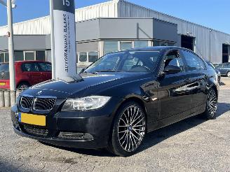 uszkodzony samochody osobowe BMW 3-serie 318i 2006/6