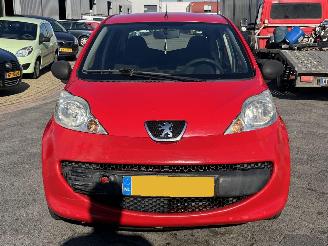 Peugeot 107 1.0-12V XR picture 2