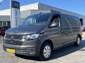 skadebil bedrijf Volkswagen Transporter 2.0 TDI L2H3 28 2022/12