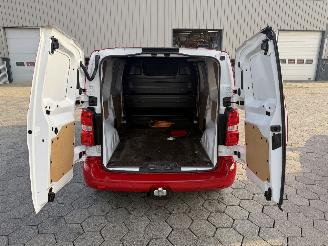 Toyota Proace 75 kWh Electric Worker Professional Extra Range L1 picture 12