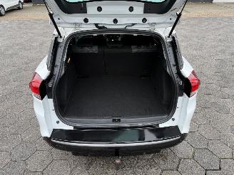 Renault Clio Estate 0.9 TCe Night&Day picture 10