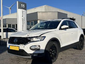 uszkodzony samochody osobowe Volkswagen T-Roc 1.0 TSI Style 2018/6