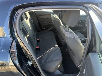 Peugeot 208 1.2 PureTech Active picture 11