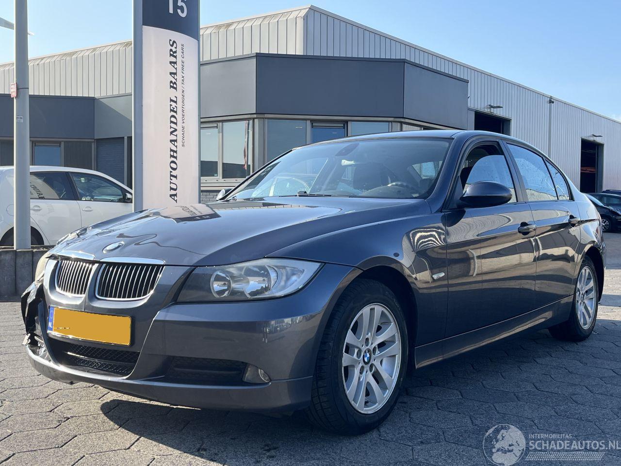 BMW 3-serie 318i Dynamic Executive