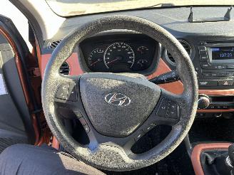 Hyundai I-10 1.0i i-Motion Comfort Plus picture 17