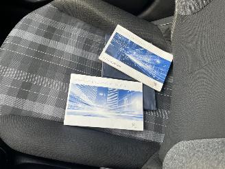 Peugeot 108 1.0 e-VTi Active picture 21