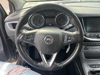 Opel Astra 1.0 Online Edition picture 17