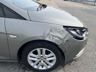 Opel Astra 1.0 Online Edition picture 11