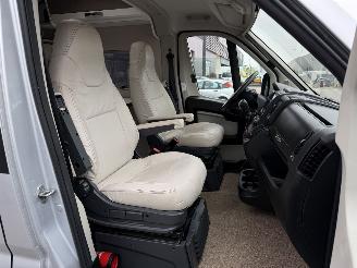 Fiat Camper Mooveo 2.3 150PK AUTOMAAT 4 Zitplaatsen 2 Slaapplekken picture 15