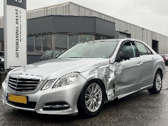Vaurioauto  passenger cars Mercedes E-klasse 300 CDI Avantgarde AUTOMAAT 2010/7