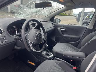 Volkswagen Polo 1.0 Bluemotion Edition AUTOMAAT picture 16