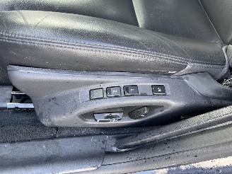 Volvo V-60 2.4 D6 AWD Plug-In Hybrid R-Design picture 17