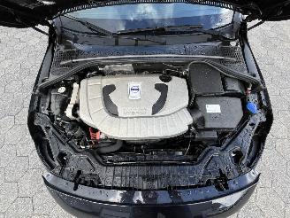 Volvo V-60 2.4 D6 AWD Plug-In Hybrid R-Design picture 7
