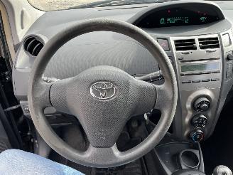 Toyota Yaris 1.3 VVTi Comfort picture 15