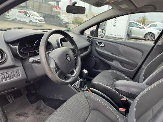 Renault Clio Estate 0.9 TCe Zen picture 11