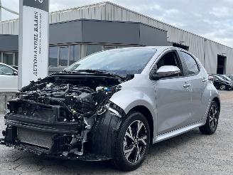 krockskadad bil auto Toyota Yaris 1.5 Hybrid 115 Dynamic 2025/9