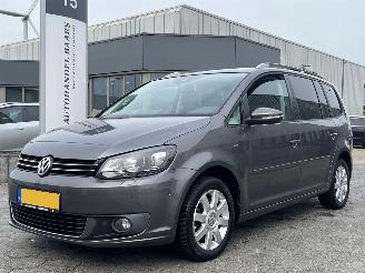 Vaurioauto  passenger cars Volkswagen Touran 1.4 TSI Comfortline 2014/4