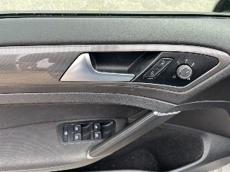 Volkswagen Golf 1.4 TSI Highline picture 16