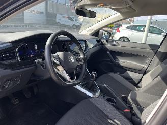 Volkswagen Polo 1.0 TSI Life picture 12