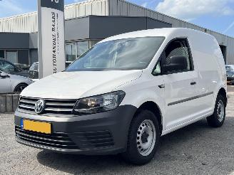 damaged commercial vehicles Volkswagen Caddy 1.0 BENZINE TSI L1H1 BMT Trendline 2019/11