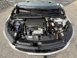 Peugeot 2008 1.2 PureTech Active picture 7