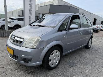 Schadeauto Opel Meriva 1.6-16V Executive 2006/9