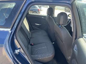 Opel Astra Sports Tourer 1.6 Turbo Sport picture 8