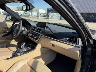 BMW 3-serie 320i High Executive picture 14