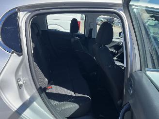 Peugeot 208 1.2 PureTech Blue Lease Executive picture 16