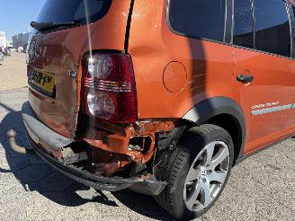 Volkswagen Touran 1.4 TSI Cross 7 Persoons picture 14