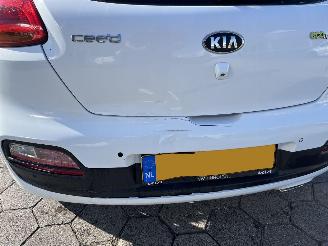 Kia Cee d 1.6 GDI Business Pack picture 9