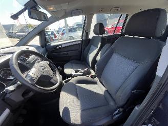 Opel Zafira 1.6 Business picture 12