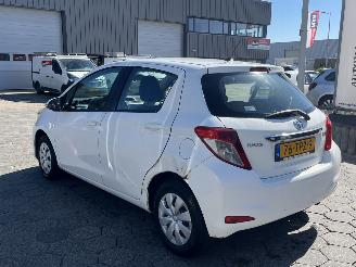 Toyota Yaris 1.0 VVT-i Aspiration picture 9