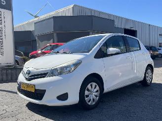 Unfallwagen Toyota Yaris 1.0 VVT-i Aspiration 2012/4
