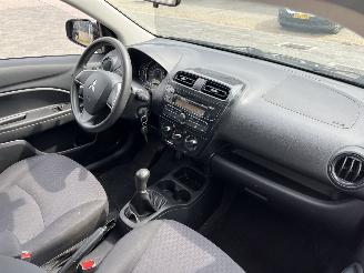 Mitsubishi Space-star 1.0 Cool+ picture 11