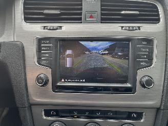Volkswagen Golf 1.0 TSI Connected Series picture 17