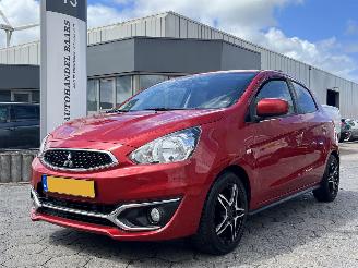 Voiture accidenté Mitsubishi Space-star 1.0 Intense 2017/6
